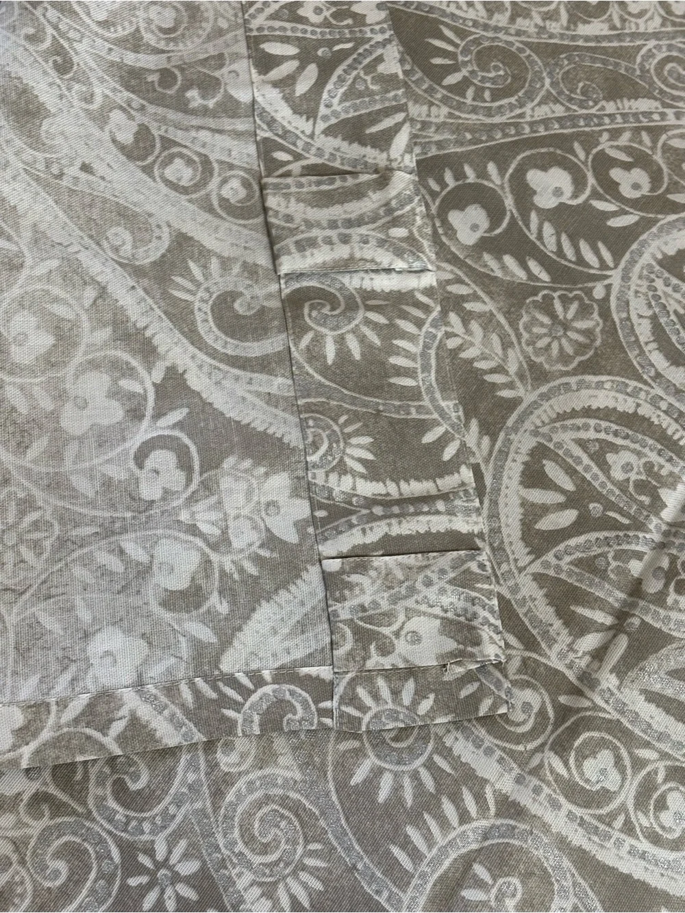 2 Tahari Home Paisley Floral Window Curtain Panels Cream Beige Gray Silver